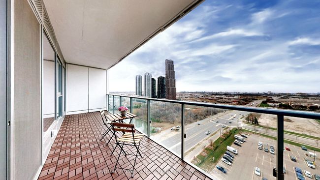 1602 - 7890 Jane St, Condo with 2 bedrooms, 2 bathrooms and 1 parking in Concord ON | Image 18