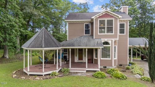 8400 Settlers Hill Rd, Willow Spring, NC, 27592-9741 | Card Image