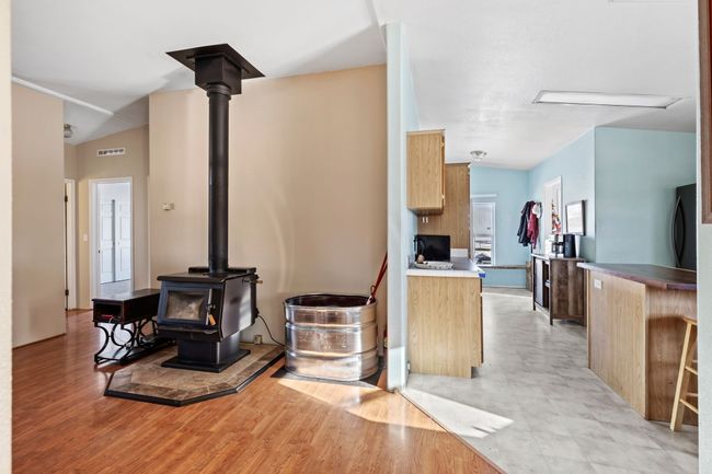Front entry room to kitchen | Image 6