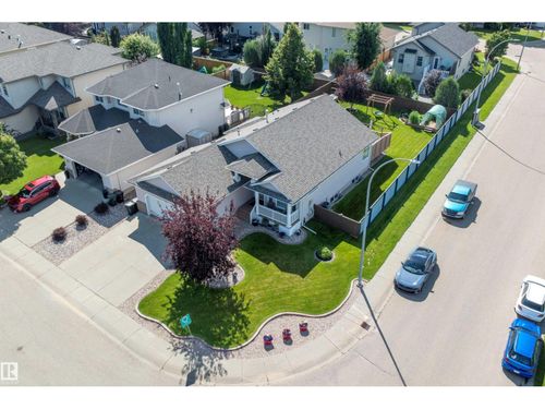 1 Linksview Close, Spruce Grove, AB, T7X4P3 | Card Image
