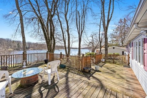 27 Plaza Dr, Newton, NJ, 07860-6600 | Card Image