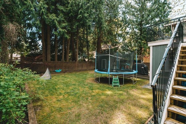 1531 Lynn Valley Road, House other with 5 bedrooms, 3 bathrooms and 6 parking in North Vancouver BC | Image 32
