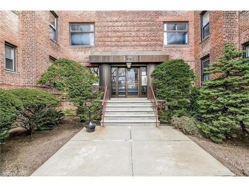 apt-5h-2271 Knapp St, Brooklyn, NY, 11229-5729 | Card Image