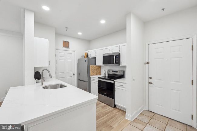UNIT-2112 - 1600 Spring Gate Dr, Condo with 1 bedrooms, 1 bathrooms and null parking in MCLEAN VA | Image 5