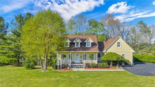 153 Knollview Place, West Jefferson, NC, 28540 | Card Image