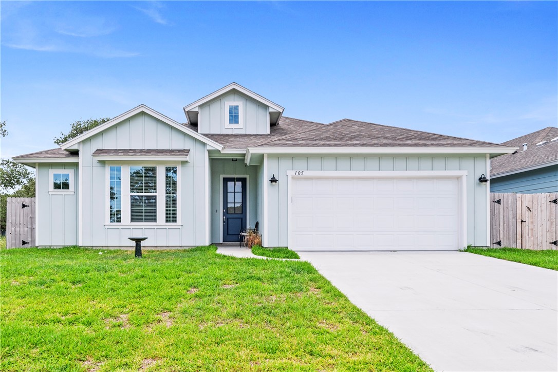 Broad Oak Dr, Rockport, TX 78382