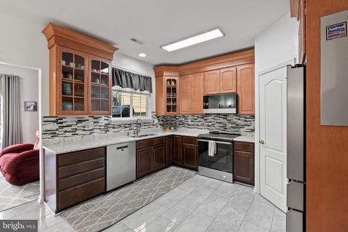 566 Kirkcaldy Way, ABINGDON, MD, 21009-2418 | Card Image