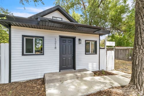 1218 900, Salt Lake City, UT, 84104-2729 | Card Image