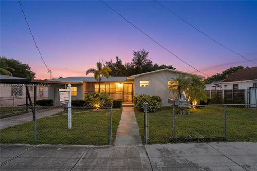 7645 Nw 16th Ave, Miami, FL, 33147-5745 | Card Image