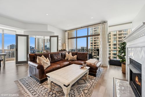 apt-2606-21 E Huron St, Chicago, IL, 60611-3891 | Card Image