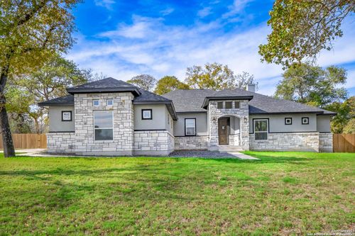 193 Timber Pl, La Vernia, TX, 78121-0120 | Card Image