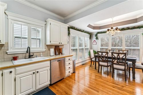 209 Hillside Dr, Baldwin City, KS, 66006-7000 | Card Image