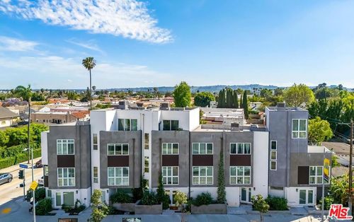 5504 W Olympic Blvd, Los Angeles, CA, 90036-4718 | Card Image