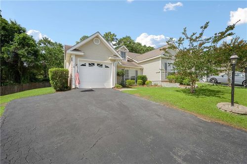 7271 Spring Lake Dr S, Mobile, AL, 36695-3417 | Card Image