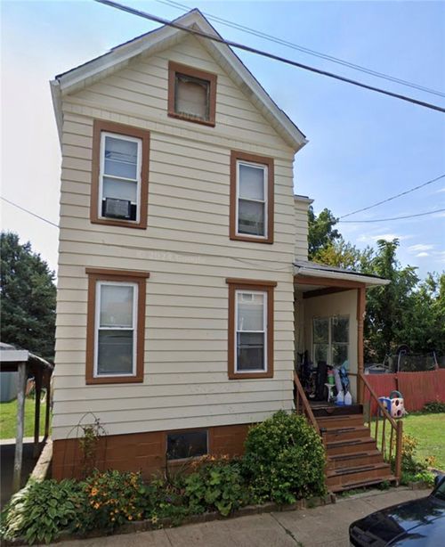 467 Reno St, Rochester, PA, 15074-1866 | Card Image