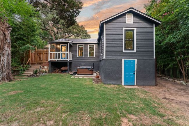 1904 S 6 Th St, House other with 2 bedrooms, 1 bathrooms and 2 parking in Austin TX | Image 16