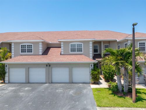 unit-4-204 Holman Rd, CAPE CANAVERAL, FL, 32920-5822 | Card Image