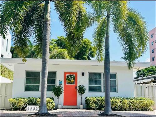 3232 Ne 15th St, Pompano Beach, FL, 33062-3302 | Card Image