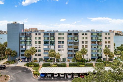 apt-702-644 Island Way, CLEARWATER BEACH, FL, 33767-1913 | Card Image