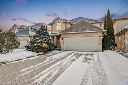 42 Archer Way, Mount Hope, ON, L0R1W0 | Card Image