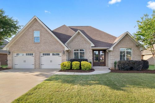 106 Rhett Dr, Muscle Shoals, AL, 35661-3456 | Card Image
