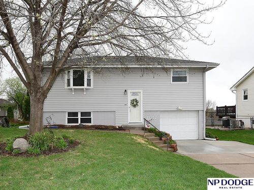 11217 X St, Omaha, NE, 68137-3610 | Card Image