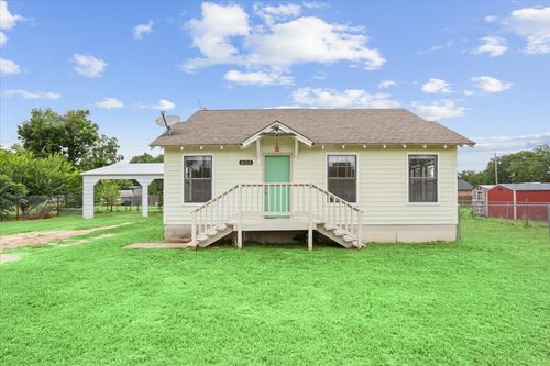 608 Ninth St, Hico, TX, 76457-6036 | Card Image