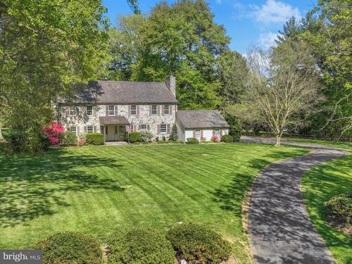 7 Locust Ln, ROSE VALLEY, PA, 19086-6226 | Card Image