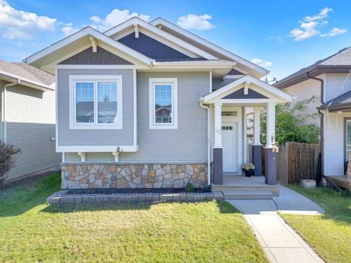 42 Regatta Way, Sylvan Lake, AB, T4S0E8 | Card Image