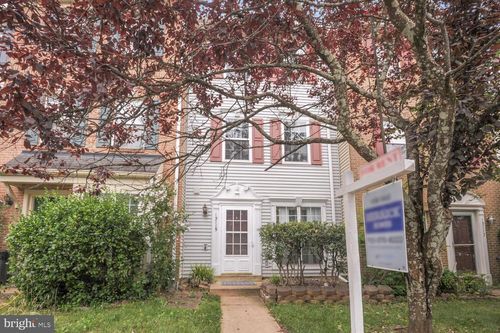 13115 Quail Creek Ln, Fairfax, VA, 22033-5413 | Card Image