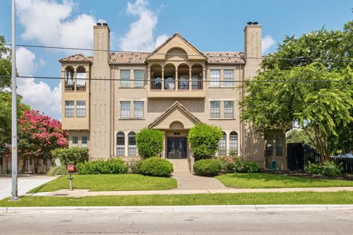 apt-108-1704 West Ave, Austin, TX, 78701-1040 | Card Image