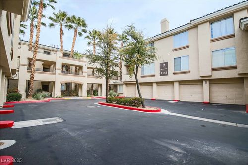 310-7135 S Durango Dr, Las Vegas, NV, 89113-2079 | Card Image