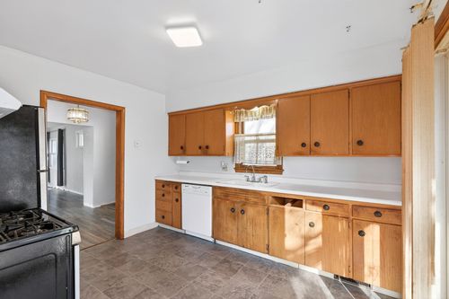 1102 Jenks Avenue, Saint Paul, MN, 55106 | Card Image