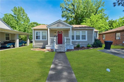 309 Truxton Ave, Portsmouth, VA, 23701-3538 | Card Image