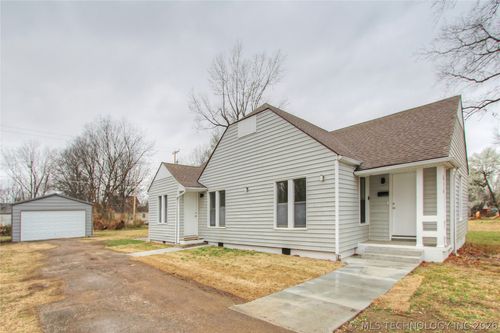 616 S Maple Street, Nowata, OK, 74048 | Card Image