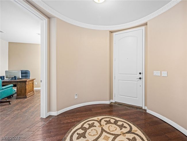9335 Brownstone Ledge Ave, House other with 4 bedrooms, 3 bathrooms and null parking in Las Vegas NV | Image 9