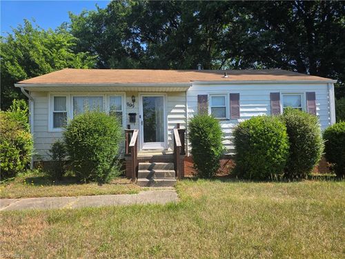 909 E Florida Street, Greensboro, NC, 27406 | Card Image