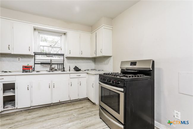 318 Durr St, House other with 3 bedrooms, 1 bathrooms and null parking in Marlin TX | Image 10