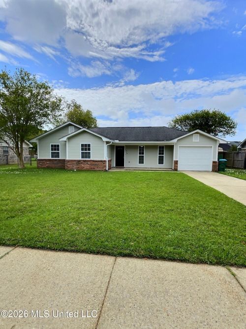 3910 Yosemite Drive, Ocean Springs, MS, 39564 | Card Image