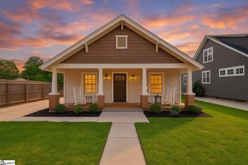 805 Green Ave, Greenville, SC, 29605-4121 | Card Image