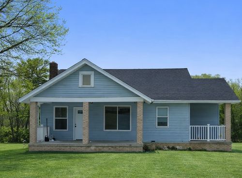 1026 Roosevelt Way, New Alexandria, PA, 15670-3028 | Card Image