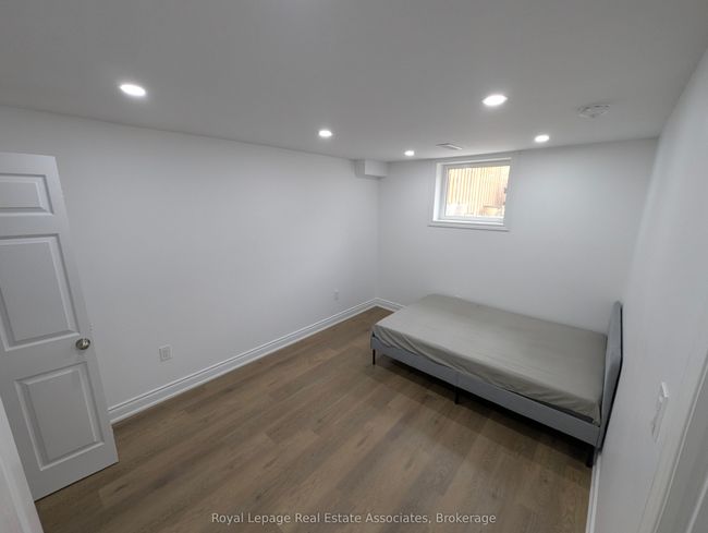 BASEMENT - 4 Lansing Sq, House attached with 2 bedrooms, 1 bathrooms and 1 parking in Brampton ON | Image 7
