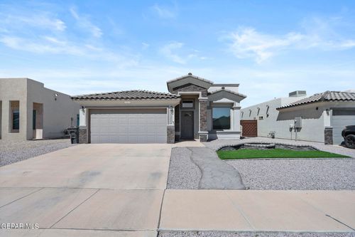 947 Follifoot Pl, El Paso, TX, 79928-5935 | Card Image