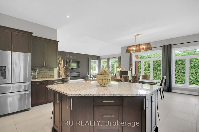7909 Parkway Rd, House other with 5 bedrooms, 4 bathrooms and 20 parking in Metcalfe ON | Image 10