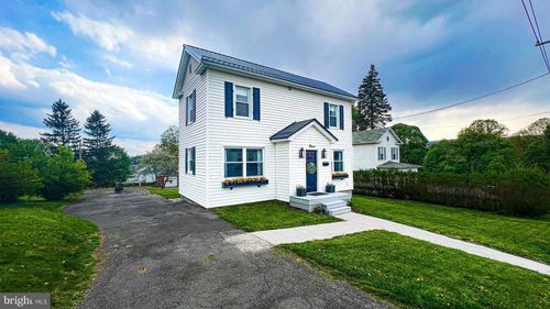 11 Mount Pleasant St, FROSTBURG, MD, 21532-1317 | Card Image