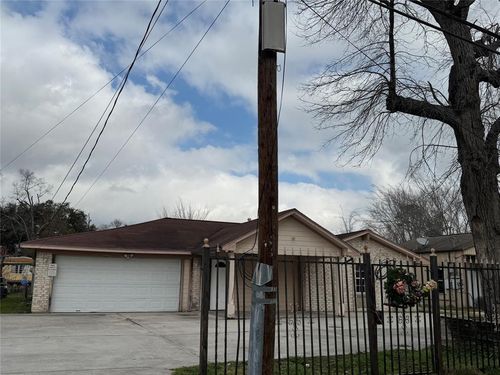 14619 Bonham St, Houston, TX, 77015-5407 | Card Image
