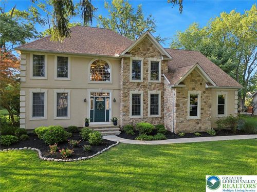 3195 Friedens Ln, CENTER VALLEY, PA, 18034-9461 | Card Image