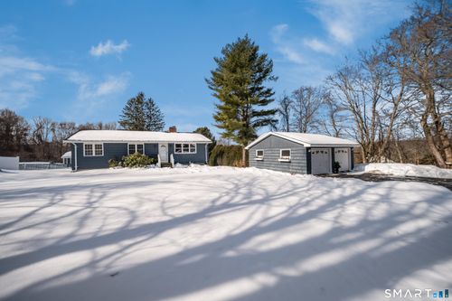 15 Wahconah Dr, Bozrah, CT, 06334-1524 | Card Image