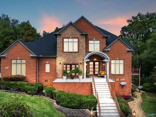 100 Windy Way Dr, Madison, AL, 35758-3033 | Card Image