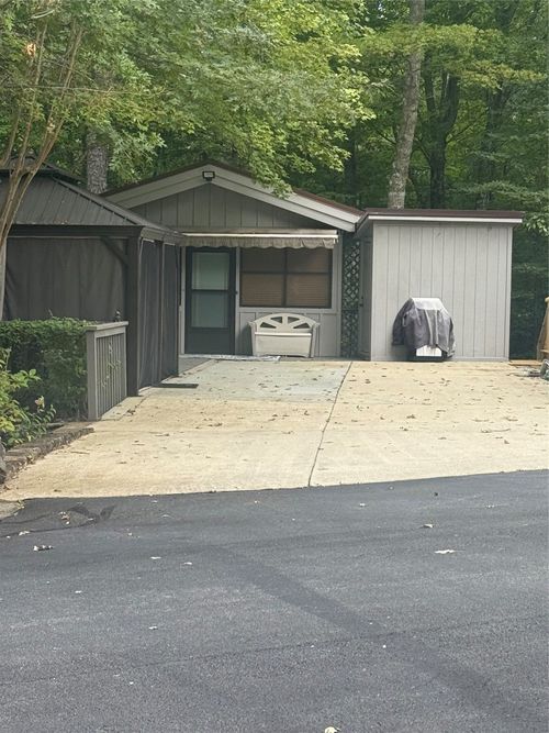 31 Boulder Dr, Lake Toxaway, NC, 28747-8677 | Card Image